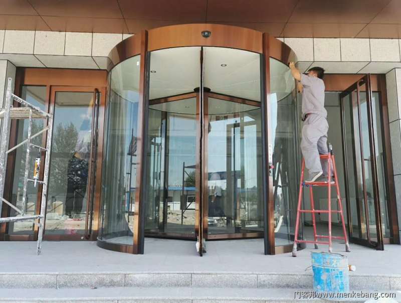 成都大酒店旋转门哪里有的做 成都大酒店旋转门哪里有的做