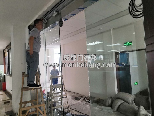 成都做一套感应门要多少钱,定制感应自动门价格