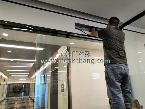 自动门维修价格,成都自动门厂家维修案例 自动门维修价格,成都自动门厂家维修案例
