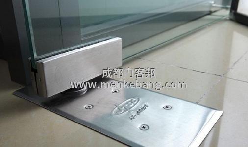 玻璃门地弹簧坏了有什么影响,成都更换玻璃门地弹簧上门维修 玻璃门地弹簧坏了有什么影响,成都更换玻璃门地弹簧上门维修